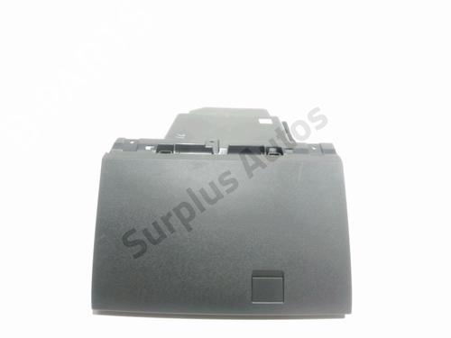 Used Glove box Glove box CITROËN C4 III (BA_, BB_, BC_) 1.5 BlueHDi 130 (BBYHZB) (131 hp) 28231462 28231462