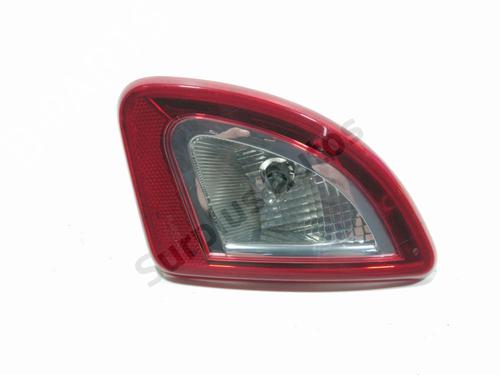 Feu de coffre droit RENAULT TWINGO II (CN0_) 1.5 dCi 90 (86 hp) 31868435