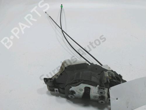 Używane Zamek drzwi przednich prawych TOYOTA YARIS (_P13_) 1.4 D (NLP130_, NLP130) (90 hp) 30998155