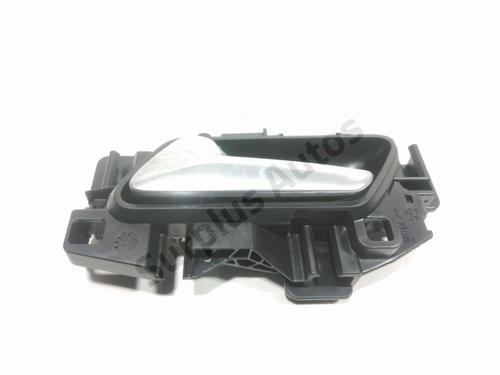 Used Front left interior door handle Front left interior door handle 29858243 29858243