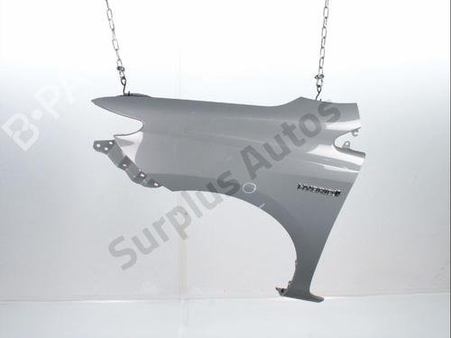 Used Left front fenders Left front fenders 37771787 37771787