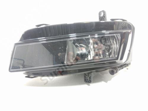 Used Left front fog light VW GOLF VII (5G1, BQ1, BE1, BE2) 1.6 TDI (105 hp) 31004733