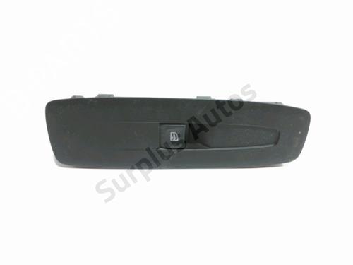 Used Right front window switch RENAULT MEGANE IV Hatchback (B9A/M/N_) 1.3 TCe 115 (B9N9) (116 hp) 30190963