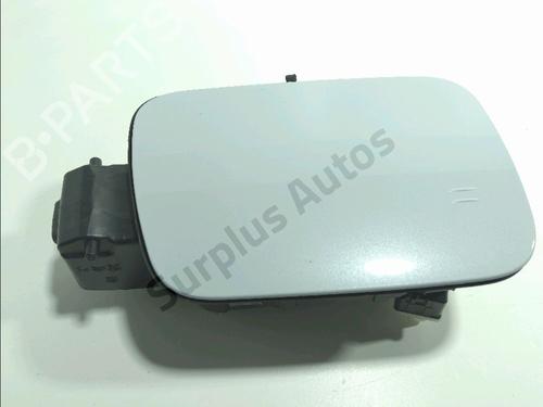 fuel-flap-citroen-c5-aircross-a_-2018-32514235 main image