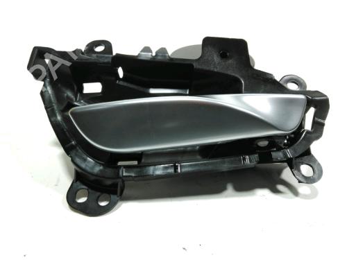 Used Rear right interior door handle Rear right interior door handle BMW 1 (F20) 118 d (143 hp) 37779758 37779758