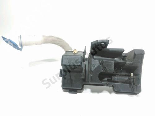 Used Windscreen washer tank VW TIGUAN (5N_) 2.0 TDI (110 hp) 30313300