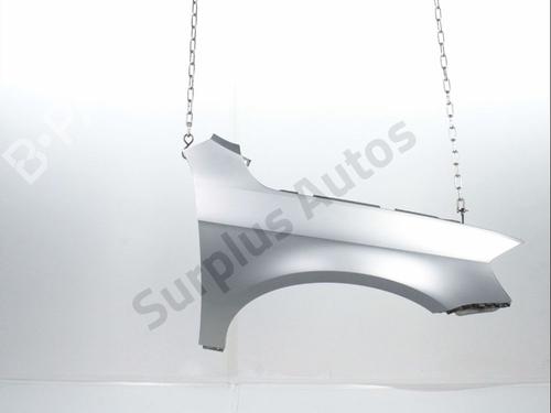Used Right front fenders Right front fenders 37585579 37585579