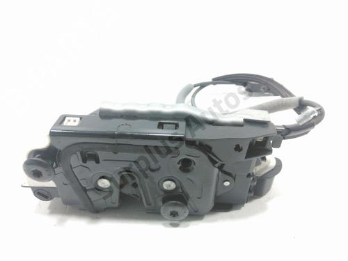Used Rear right lock SKODA FABIA II (542) 1.6 TDI (90 hp) 31000345