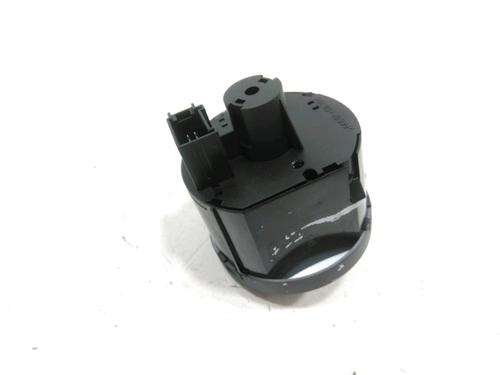 Headlight switch VW PASSAT B7 Variant (365) 1.8 TSI | BP37768460I24 - Image 2