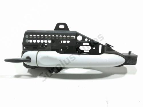 front-left-exterior-door-handle-renault-clio-iv-bh_-2012-2013-2014-2015-2016-2017-2018-2019-2020-2021-30101830 main image