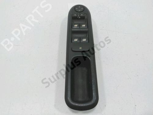 Used Left front window switch PEUGEOT 407 (6D_) 2.0 HDi 135 (6DRHRH, 6DRHRE, 6DRHRG, 6DRHRJ) (136 hp) 30999216