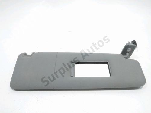 Used Right sun visor Right sun visor VW PHAETON (3D1, 3D2, 3D3, 3D4, 3D6, 3D7, 3D8, 3D9) 3.2 V6 4motion (241 hp) 33713968 33713968