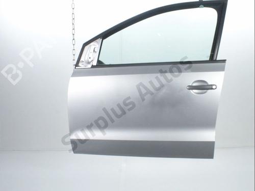 Used Left front door VW POLO V (6R1, 6C1) 1.2 (60 hp) 28244440