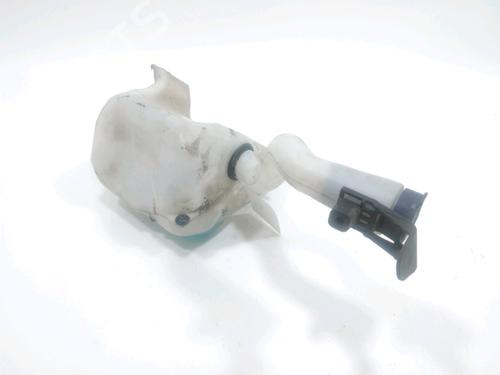 Used Windscreen washer tank ALFA ROMEO MITO (955_) 1.3 MultiJet (955AXP1A, 955AYC1A) (95 hp) 31008758