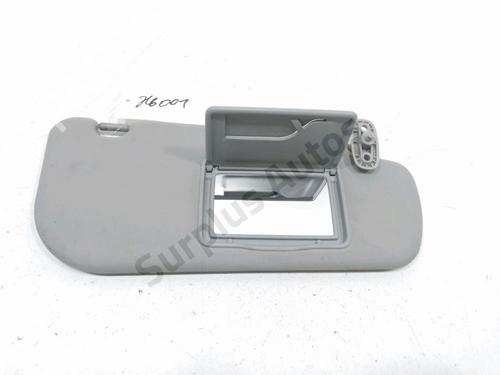 Used Right sun visor Right sun visor 37784822 37784822