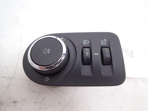 Used Headlight switch OPEL CORSA D (S07) 1.3 CDTI (L08, L68) (75 hp) 30988969