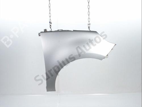 Used Right front fenders Right front fenders 36764739 36764739