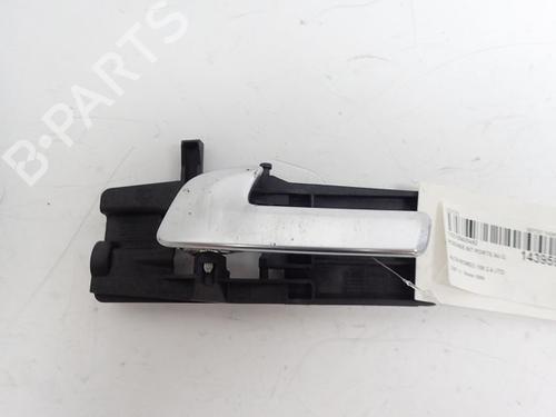 Used Front left interior door handle Front left interior door handle 37775095 37775095