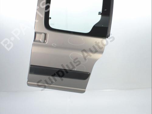 Używane Drzwi boczne / przesuwne lewe CITROËN BERLINGO / BERLINGO FIRST MPV (MF_, GJK_, GFK_) 1.6 HDI 90 (MF9HX) (90 hp) 29580302