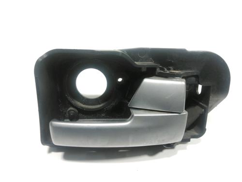 Used Front right interior door handle Front right interior door handle 28242830 28242830