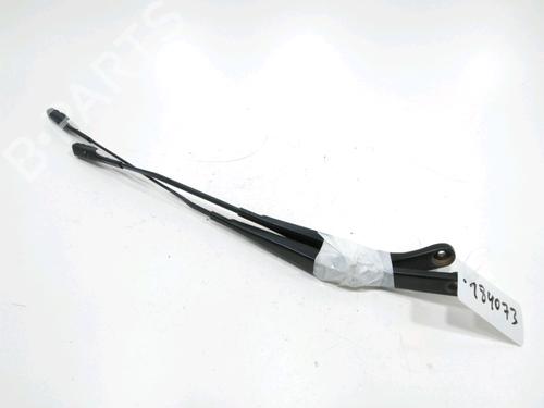 Used Front windshield wiper arm AUDI A4 B8 Avant (8K5) 2.7 TDI (190 hp) 31007602