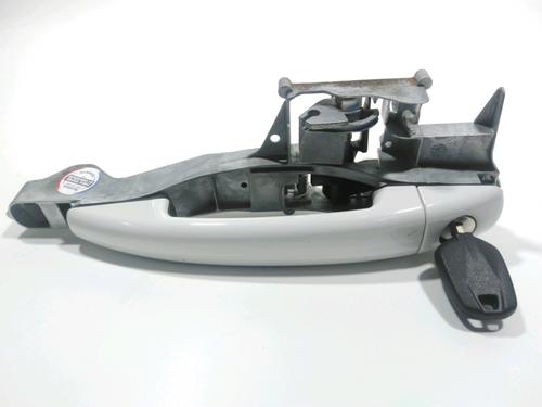 Used Front left exterior door handle PEUGEOT 2008 I (CU_) 1.2 THP 110 / PureTech 110 (110 hp) 30995869