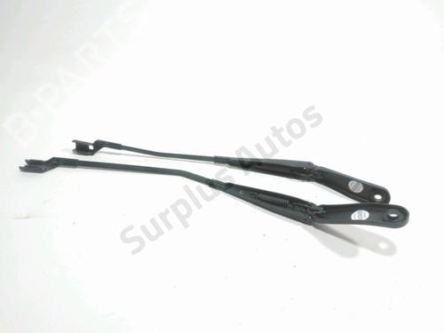Used Front windshield wiper arm VOLVO V60 I (155) D4 (181 hp) 28272096