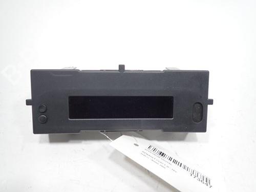 Used Display monitor RENAULT CLIO III (BR0/1, CR0/1) 1.2 16V (BR0P, CR0P) (101 hp) 32153726