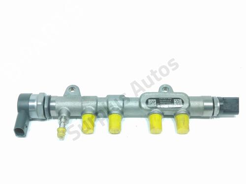 Used Injection rail Injection rail BMW 1 (F20) 116 d (116 hp) 35808105 35808105