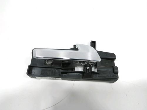 Used Front right interior door handle Front right interior door handle 30996123 30996123