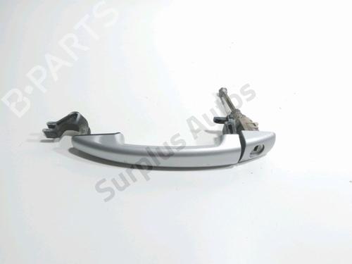 Venstre foran utvendig håndtak PEUGEOT 407 (6D_) 1.6 HDi 110 (6D9HZC, 6D9HYC) (109 hp) 30086442