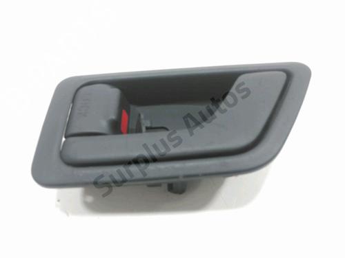 Used Rear left interior door handle Rear left interior door handle 31000122 31000122