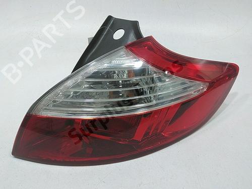 Used Right taillight Right taillight RENAULT MEGANE III Hatchback (BZ0/1_, B3_) 1.5 dCi (106 hp) 39707332 39707332