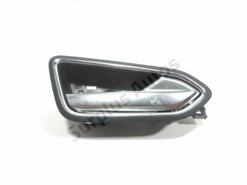 Used Front right interior door handle Front right interior door handle RENAULT CAPTUR II (HF_) TCe 130 (HFMF) (131 hp) 29858197 29858197