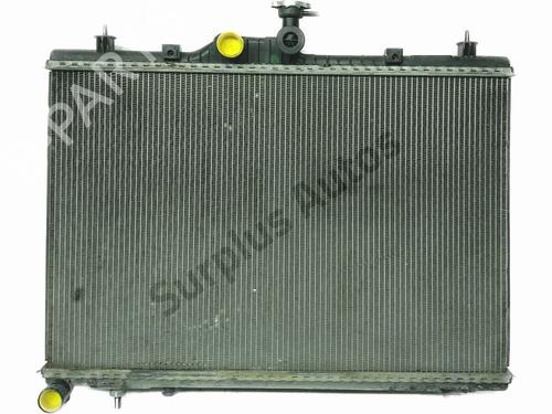 Radiateur à eau Radiateur à eau RENAULT KOLEOS I (HY_) 2.0 dCi 4x4 (HY0K) (150 hp) 35972381 35972381