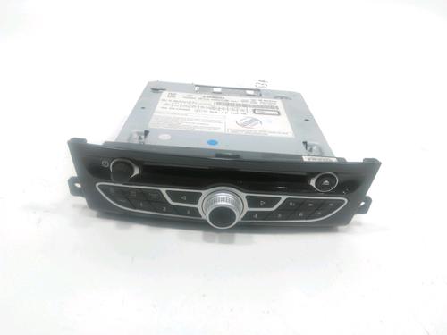 Used Radio Radio 37769841 37769841