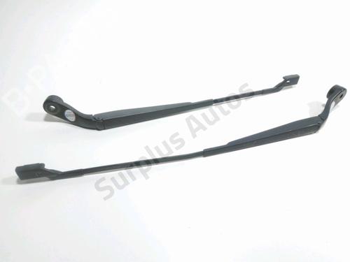 Used Front windshield wiper arm Front windshield wiper arm 28271896 28271896