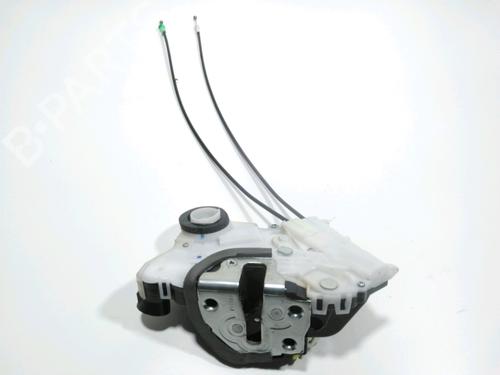 Vergrendeling links voor TOYOTA YARIS (_P13_) 1.0 (KSP130_, KSP130) (69 hp) 28248057