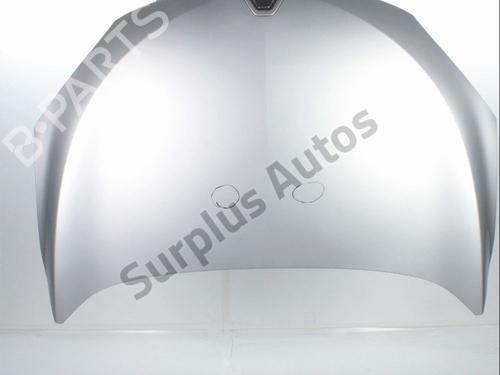 hood-renault-megane-iii-hatchback-bz01_-b3_-2008-34643333 main image