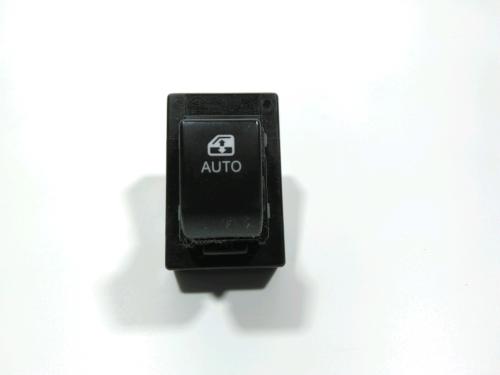 Used Right front window switch Right front window switch KIA CEE'D Hatchback (ED) 1.6 CRDi 90 (90 hp) 37772877 37772877