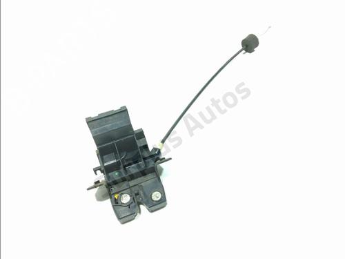 tailgate-lock-mercedes-benz-c-class-w203-2000-2001-2002-2003-2004-2005-2006-2007-36465207 main image