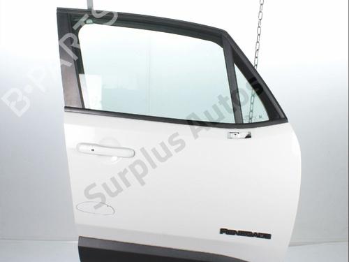 Puerta delantera derecha Puerta delantera derecha JEEP RENEGADE SUV (BU, B1, BV) 2.0 CRD 4x4 (120 hp) 39706424 39706424