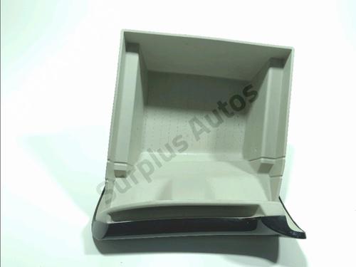 Used Glove box RENAULT CAPTUR I (J5_, H5_) 0.9 TCe 90 (90 hp) 31578800