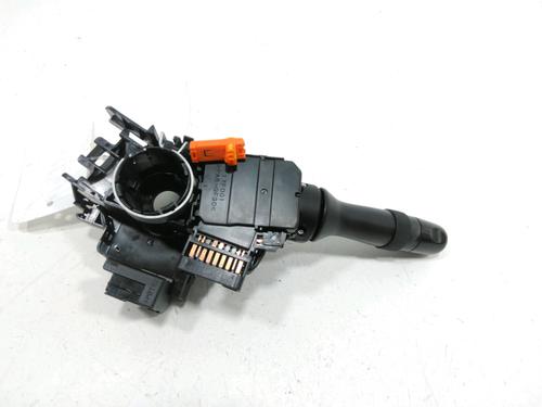 Headlight switch TOYOTA YARIS (_P9_) 1.4 D-4D (NLP90_, NLP90R) | BP37767649I24 - Image 2