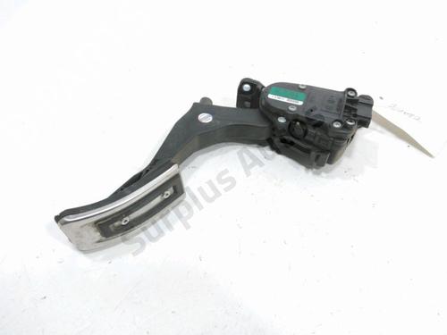 Used Pedal Pedal 37763108 37763108