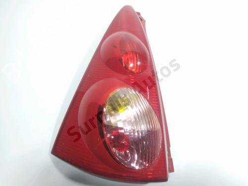 Left taillight PEUGEOT 107 (PM_, PN_) 1.0 | BP28270384C34