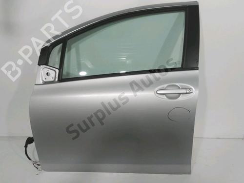 Tür links vorne für TOYOTA YARIS (_P9_) 1.3 VVT-i (SCP90_, SCP90R) (87 hp) 30996764