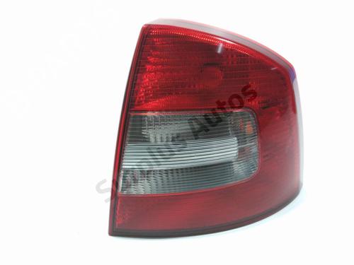 Høyre baklys SKODA OCTAVIA II (1Z3) 2.0 TDI (136 hp) 28268904