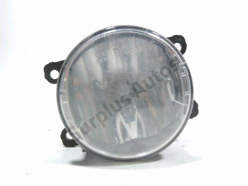 left-front-fog-light-dacia-lodgy-js_-2012-37292480 main image
