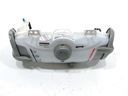 Used Climate control CITROËN C1 (PM_, PN_) 1.0 (68 hp) 30988460